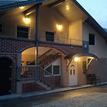 Apartmani Unski Biser كازين المظهر الخارجي الصورة