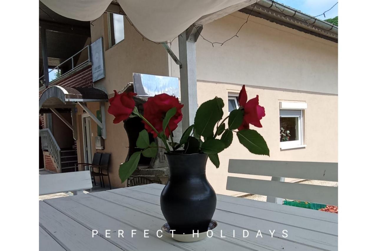 Apartmani Unski Biser كازين المظهر الخارجي الصورة
